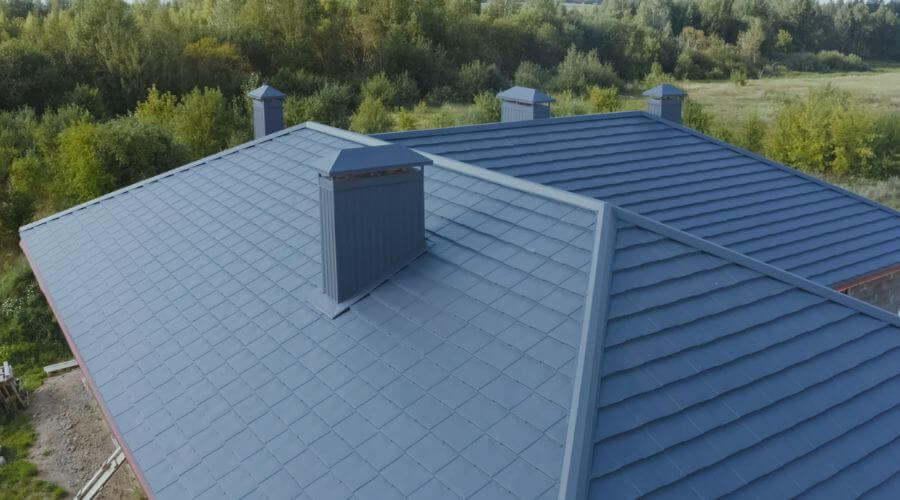 Professional gutter cleaning in Polkville, NC